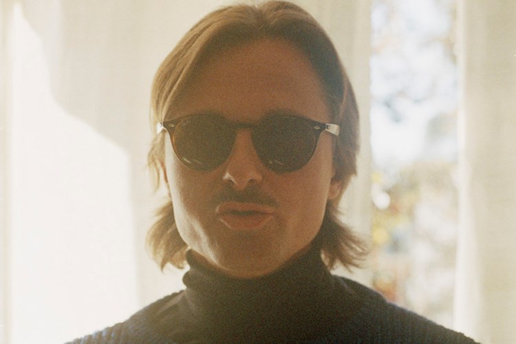 Bo Rune Madsen med solbriller