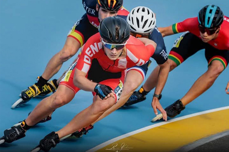 Magnus Normann Jeppesen på speedskates